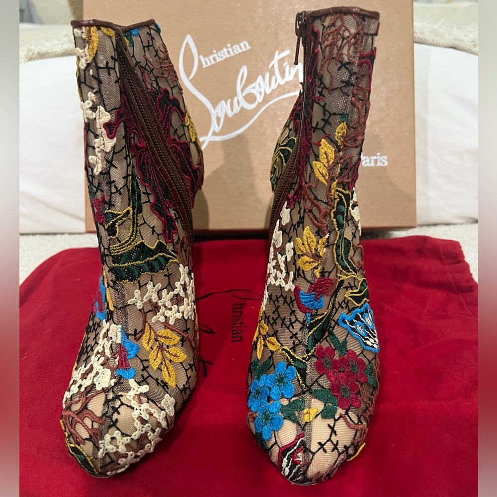 Christian Louboutin Miss Tennis 100 Butterfly Embroidered Mesh Booties 39